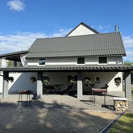 Bier House Apartment Velyatyn